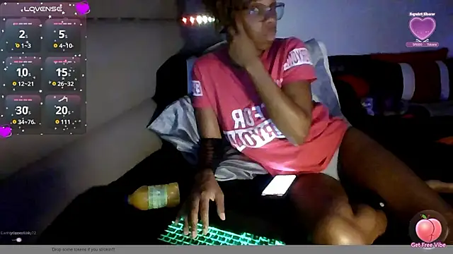 Snapshot of Opal_Rainbow chatting on January 8, 8:27 am Opal Rainbow online show from January 8, 8:27 am