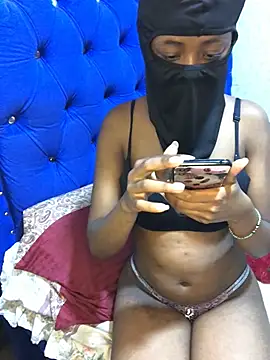 Snapshot of sexychoco2 chatting on June 27, 8:58 pm sexychoco2 online show from June 27, 8:58 pm