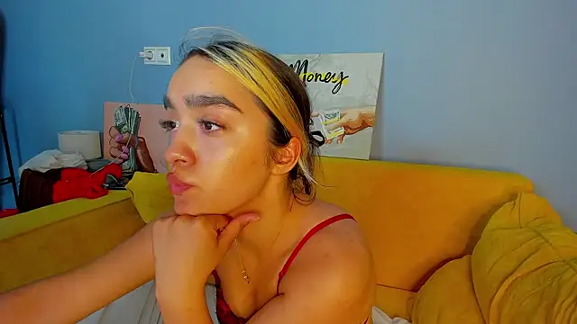 Snapshot of Barbara_Rogerss chatting on July 28, 3:21 pm Barbara Rogerss online show from July 28, 3:21 pm