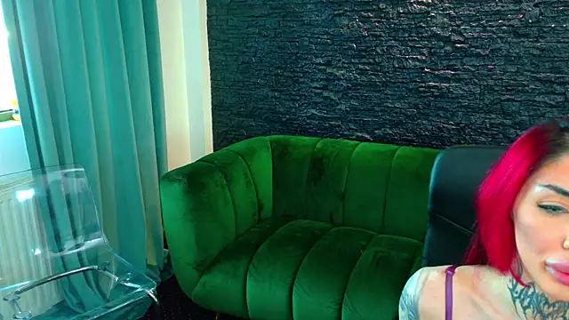 Snapshot of CassyFoxyy chatting on July 12, 4:25 am CassyFoxyy online show from July 12, 4:25 am
