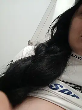 Snapshot of LoveVixen_LoveWolf chatting on July 11, 1:25 pm LoveVixen LoveWolf online show from July 11, 1:25 pm