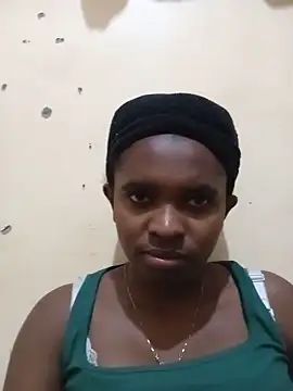 Snapshot of PrincessAria2 chatting on June 15, 5:37 pm PrincessAria2 online show from June 15, 5:37 pm