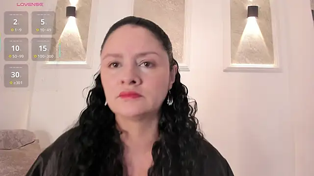 Snapshot of Rubby__Redd chatting on August 3, 11:37 am Rubby Redd online show from August 3, 11:37 am