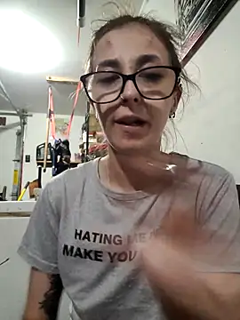 Snapshot of NeedyNina chatting on August 6, 5:48 pm NeedyNina online show from August 6, 5:48 pm