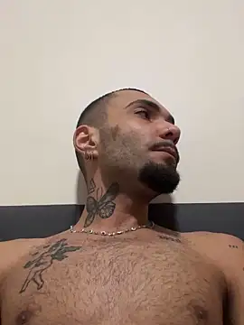 Snapshot of Rikpe_ chatting on June 21, 11:57 am Rikpe online show from June 21, 11:57 am