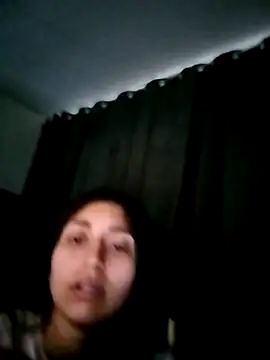 Snapshot of I_amRoxy chatting on June 16, 3:31 am I amRoxy online show from June 16, 3:31 am