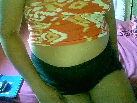 Snapshot of Sexy_asian87 chatting on July 4, 8:20 am Sexy asian87 online show from July 4, 8:20 am