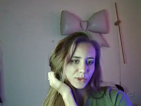 Snapshot of MyLittle_Flame_ chatting on July 1, 11:23 am MyLittle Flame online show from July 1, 11:23 am