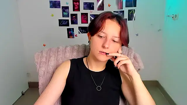 Snapshot of Dilara_Kiss_ chatting on July 23, 5:16 am Dilara Kiss online show from July 23, 5:16 am