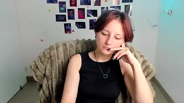 Snapshot of Dilara_Kiss_ chatting on July 29, 11:25 pm Dilara Kiss online show from July 29, 11:25 pm