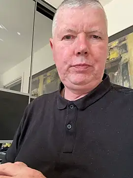 Snapshot of cumboy chatting on April 23, 2:41 pm cumboy online show from April 23, 2:41 pm
