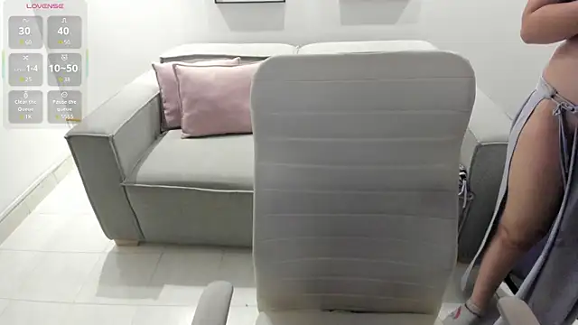 Snapshot of Nayla_Luxe chatting on July 12, 11:56 am Nayla Luxe online show from July 12, 11:56 am