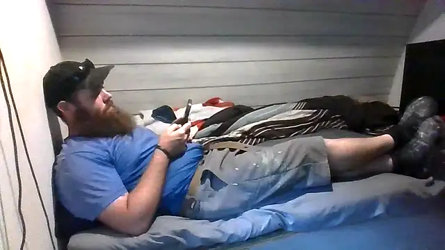 Snapshot of ThisGuy42o chatting on July 1, 8:08 pm ThisGuy42o online show from July 1, 8:08 pm