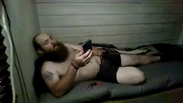 Snapshot of ThisGuy42o chatting on July 7, 10:25 pm ThisGuy42o online show from July 7, 10:25 pm