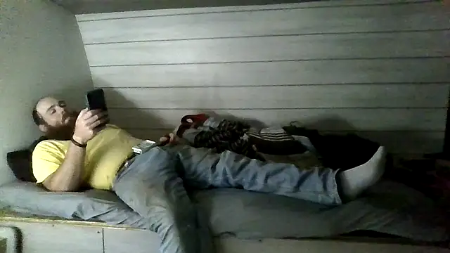 Snapshot of ThisGuy42o chatting on July 15, 9:42 pm ThisGuy42o online show from July 15, 9:42 pm