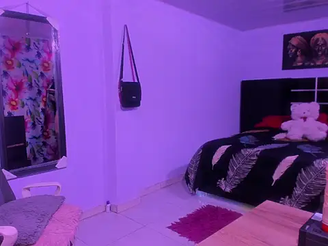 aria rouss online show from July 19, 3:05 pm