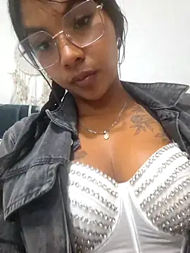 Snapshot of sophiagomezx chatting on July 11, 9:38 pm sophiagomezx online show from July 11, 9:38 pm