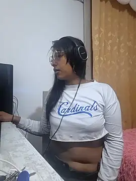Snapshot of sophiagomezx chatting on July 15, 3:01 am sophiagomezx online show from July 15, 3:01 am
