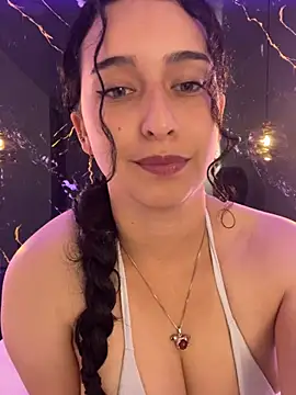 Snapshot of ZoeBlissX chatting on June 22, 11:51 am ZoeBlissX online show from June 22, 11:51 am