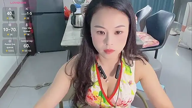 Snapshot of Miduo-baby chatting on July 30, 3:49 am Miduo-baby online show from July 30, 3:49 am