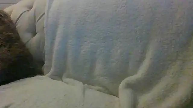 Snapshot of HotStraightDude chatting on June 17, 6:53 pm HotStraightDude online show from June 17, 6:53 pm