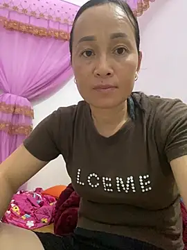 Loly hana online show from June 18, 1:04 pm