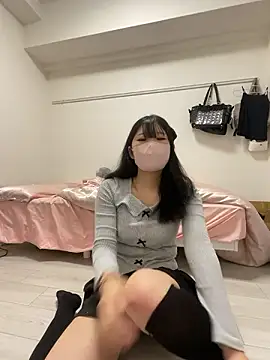 Snapshot of miyu_ch chatting on July 7, 10:08 am miyu ch online show from July 7, 10:08 am
