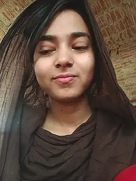 Snapshot of Simran_143 chatting on July 11, 6:05 am Simran 143 online show from July 11, 6:05 am