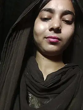 Snapshot of Simran_143 chatting on July 24, 4:49 pm Simran 143 online show from July 24, 4:49 pm