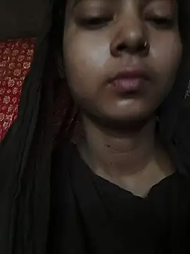 Snapshot of Simran_143 chatting on July 28, 4:08 am Simran 143 online show from July 28, 4:08 am