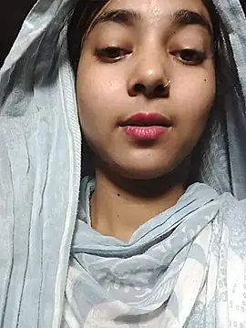 Snapshot of Simran_143 chatting on July 29, 5:11 pm Simran 143 online show from July 29, 5:11 pm