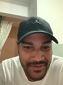 Snapshot of wandinho13 chatting on June 18, 11:36 am wandinho13 online show from June 18, 11:36 am