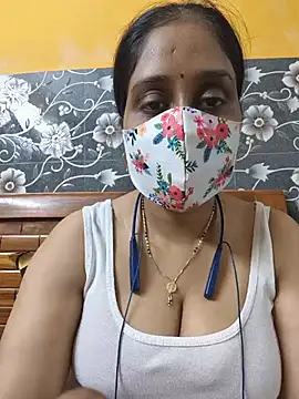 Snapshot of Garimaa_Cherry chatting on June 27, 7:52 pm Garimaa Cherry online show from June 27, 7:52 pm