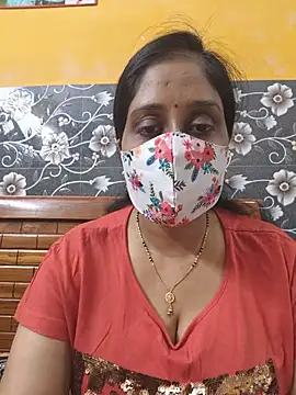 Snapshot of Garimaa_Cherry chatting on July 1, 7:35 pm Garimaa Cherry online show from July 1, 7:35 pm