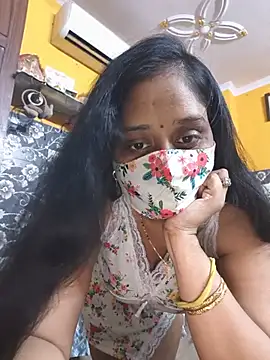 Snapshot of Garimaa_Cherry chatting on July 10, 8:22 pm Garimaa Cherry online show from July 10, 8:22 pm
