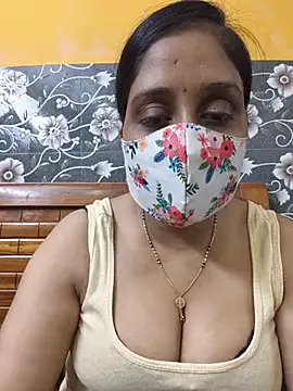 Snapshot of Garimaa_Cherry chatting on July 18, 6:56 pm Garimaa Cherry online show from July 18, 6:56 pm