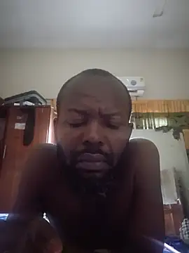 Snapshot of bigdicki23 chatting on June 18, 7:19 am bigdicki23 online show from June 18, 7:19 am