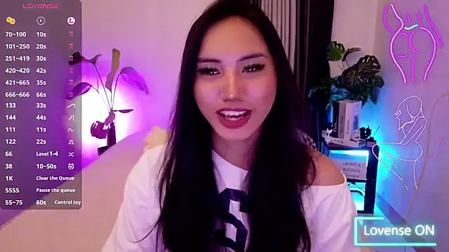 Snapshot of Bell_PepperHot chatting on July 28, 9:03 pm Bell PepperHot online show from July 28, 9:03 pm