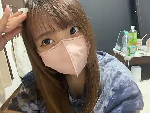 Snapshot of ohuton_love chatting on June 26, 9:35 am ohuton love online show from June 26, 9:35 am