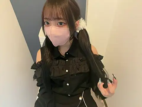 Snapshot of ohuton_love chatting on August 2, 6:45 am ohuton love online show from August 2, 6:45 am
