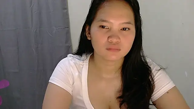 Snapshot of Fhwilloughbyxx chatting on June 26, 6:23 pm Fhwilloughbyxx online show from June 26, 6:23 pm