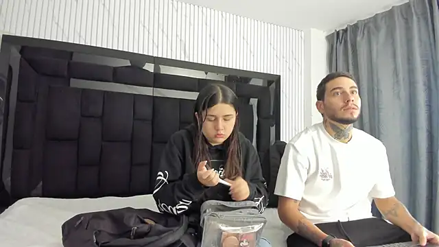 Snapshot of GabbyAndDominic chatting on August 1, 12:04 pm GabbyAndDominic online show from August 1, 12:04 pm