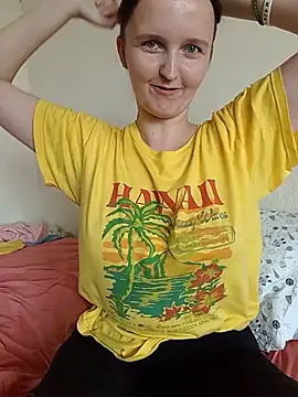 funnifu online show from August 5, 6:05 am
