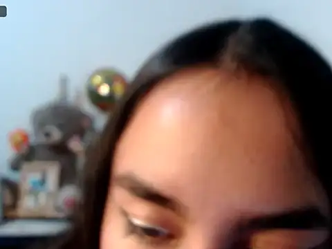 Snapshot of _PrettyLau10 chatting on July 8, 6:01 pm PrettyLau10 online show from July 8, 6:01 pm