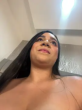 Snapshot of Salo_Angel__ chatting on July 10, 7:49 pm Salo Angel online show from July 10, 7:49 pm