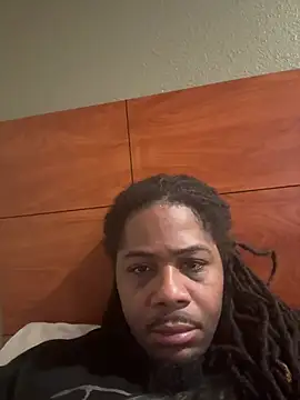 Snapshot of cashoutsir chatting on July 13, 10:18 am cashoutsir online show from July 13, 10:18 am