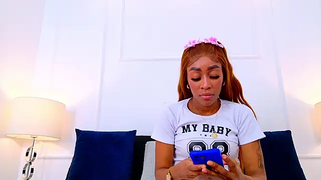 Snapshot of Francesca_doll1 chatting on July 31, 11:59 pm Francesca doll1 online show from July 31, 11:59 pm