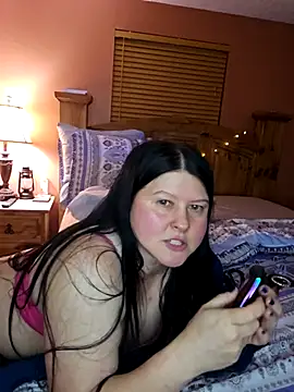 Snapshot of SpicyRosy chatting on July 7, 6:47 am SpicyRosy online show from July 7, 6:47 am