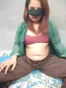 Snapshot of king_queen69 chatting on June 25, 4:33 pm king queen69 online show from June 25, 4:33 pm