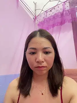 Snapshot of Phiea-nc94 chatting on June 25, 4:44 pm Phiea-nc94 online show from June 25, 4:44 pm